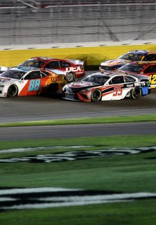 LAS VEGAS, NEVADA - SEPTEMBER 27: Alex Bowman, driver of the #88 LLUMAR Chevrolet, Ryan Newman, driver of the #6 Guaranteed Rate Ford, and Christopher Bell, driver of the #95 Rheem/Watts Toyota, race during the NASCAR Cup Series South Point 400 at Las Vegas Motor Speedway on September 27, 2020 in Las Vegas, Nevada. (Photo by Chris Graythen/Getty Images)